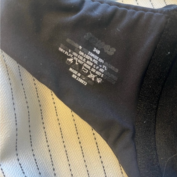 SKIMS BRA - Picture 2 of 3